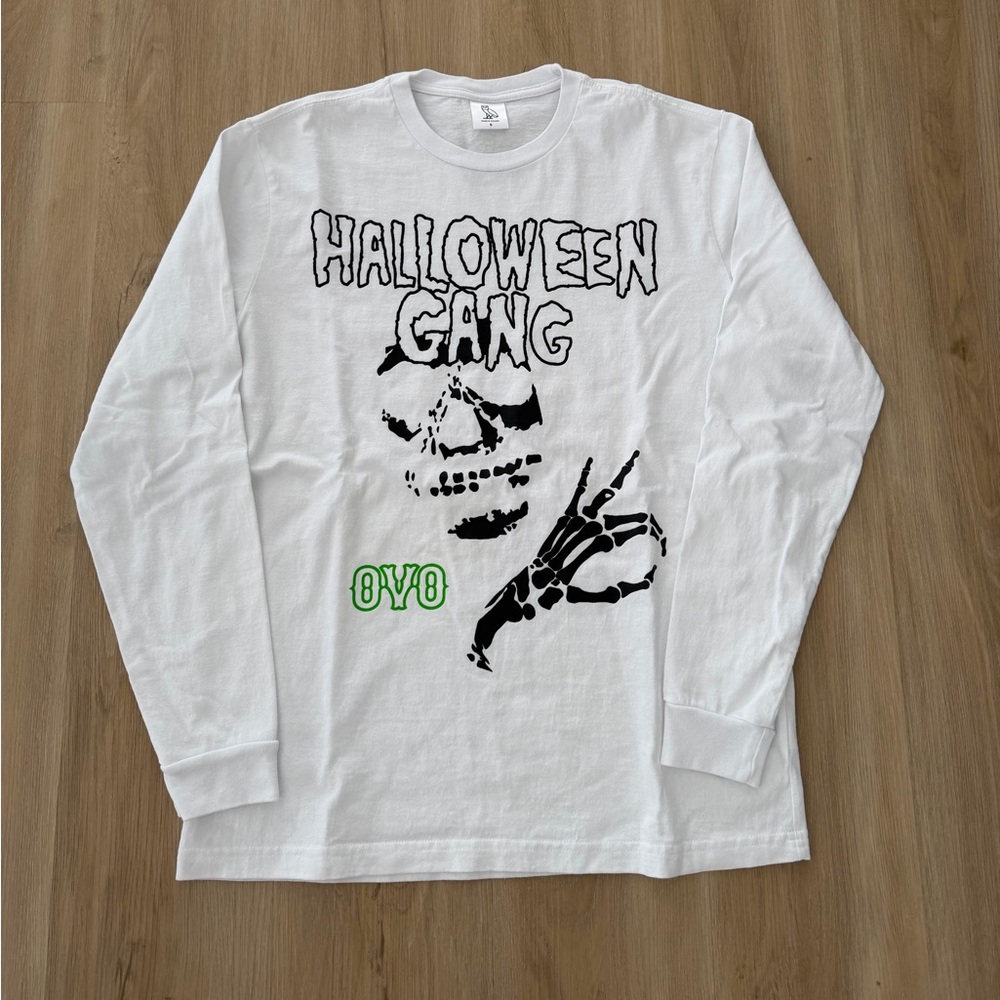 October's Very Own Halloween Gang Long Sleeve, Size Men's Small